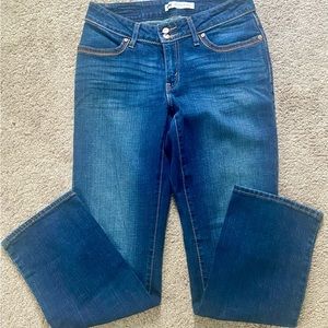 Levi’s 529 Curvy Straight size 8Short